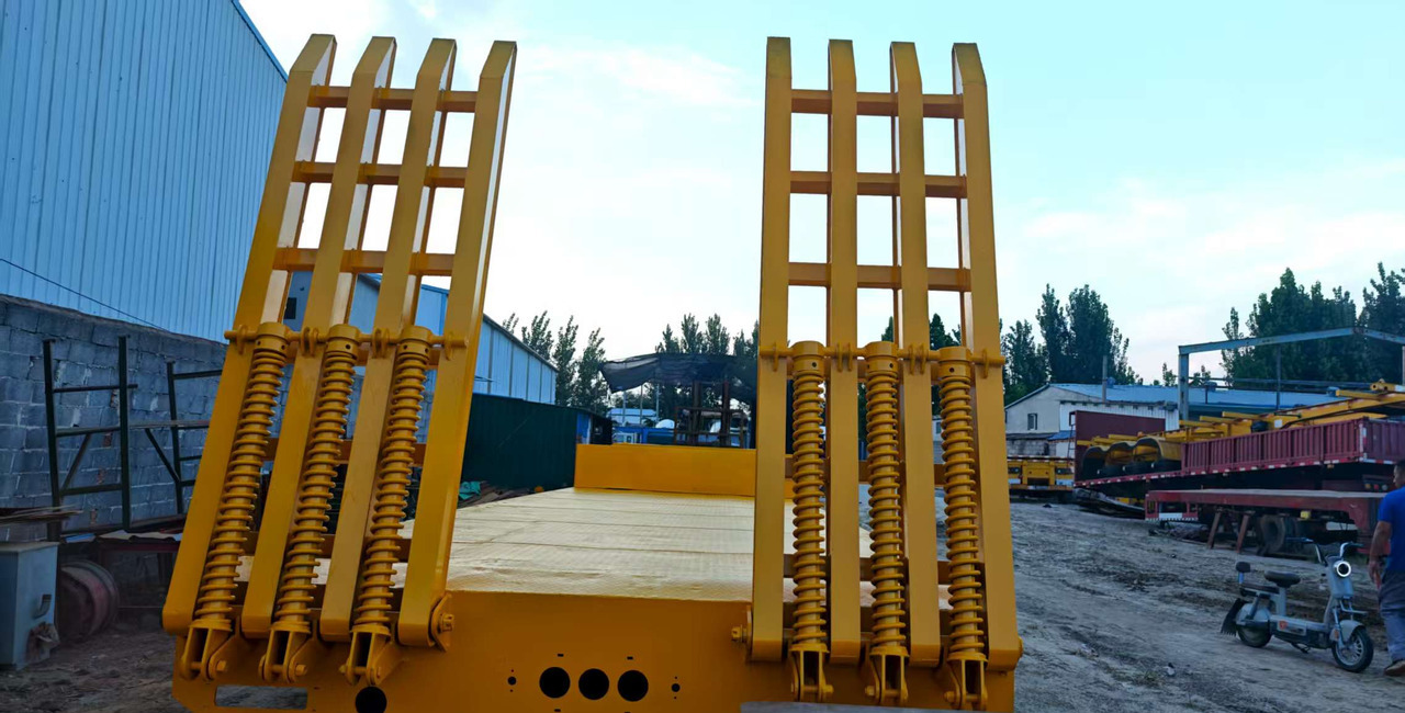 - Container transporter/ Swap body trailer: picture 3 - Container transporter/ Swap body trailer: picture 3