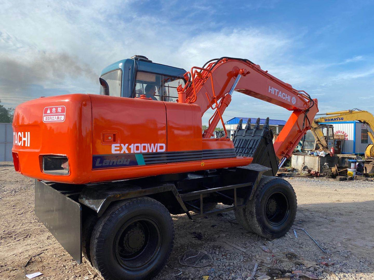 HITACHI EX100WD - Wheel excavator: picture 3 HITACHI EX100WD - Wheel excavator: picture 3