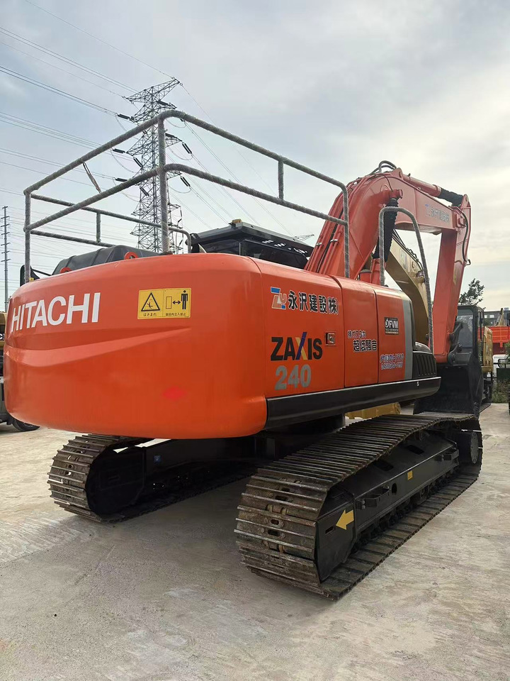 HITACHI ZX240-3G - Crawler excavator: picture 1 HITACHI ZX240-3G - Crawler excavator: picture 1