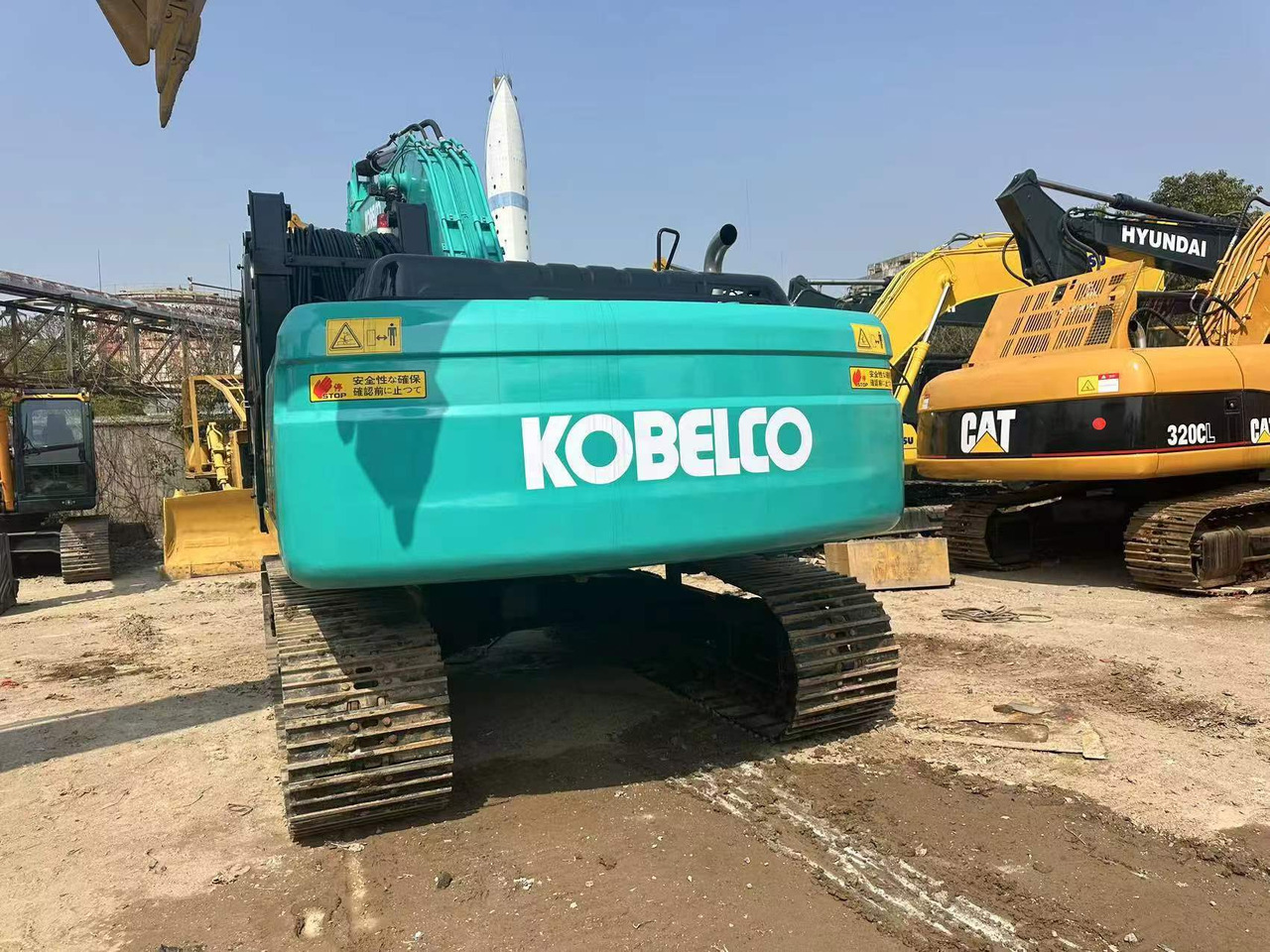 KOBELCO SK200-8 - Mini excavator: picture 3 KOBELCO SK200-8 - Mini excavator: picture 3