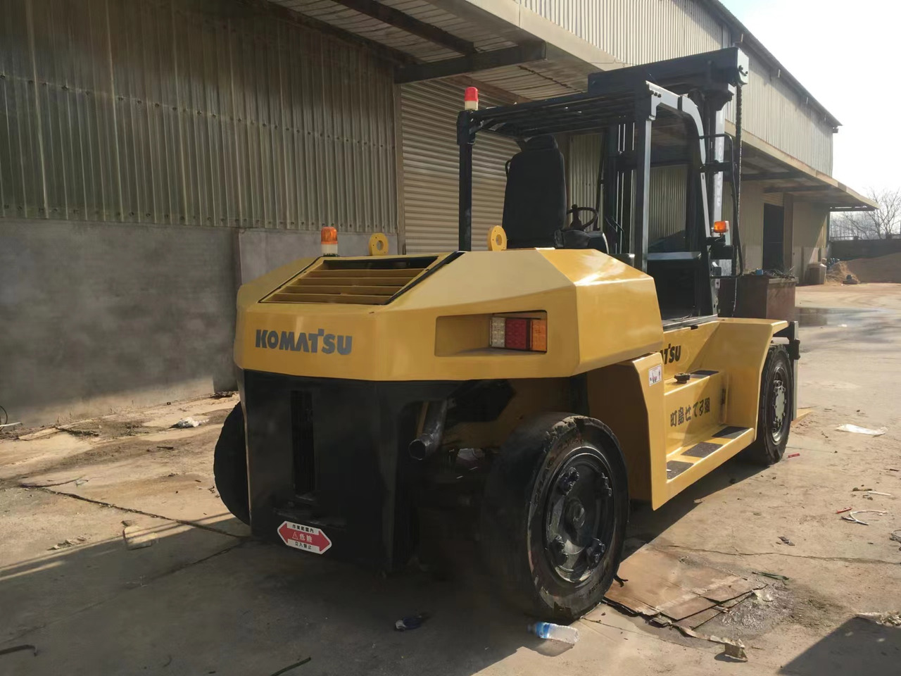 KOMATSU 15-ton - Diesel forklift: picture 1 KOMATSU 15-ton - Diesel forklift: picture 1
