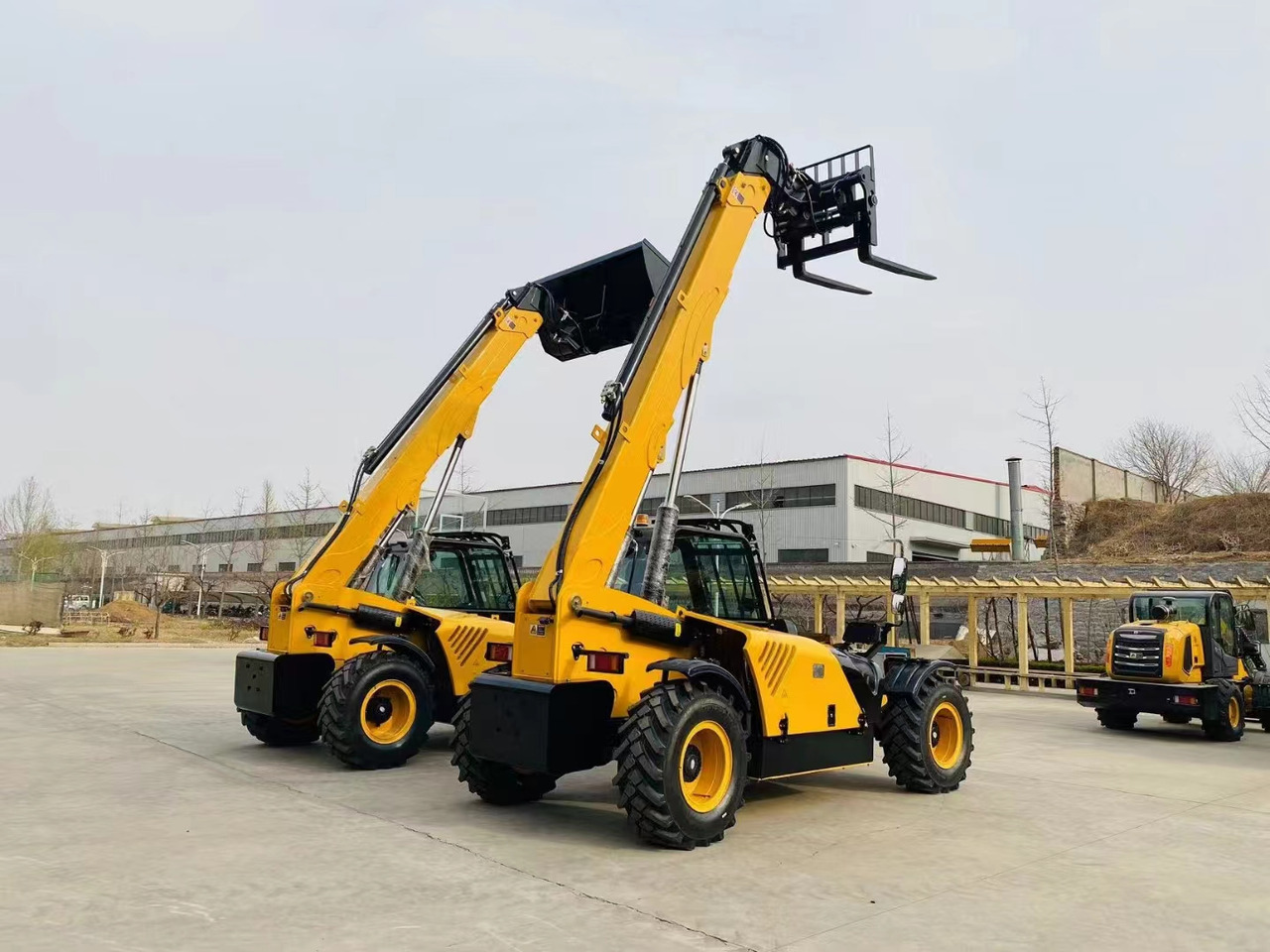 KOMATSU Longer boom - Diesel forklift: picture 3 KOMATSU Longer boom - Diesel forklift: picture 3