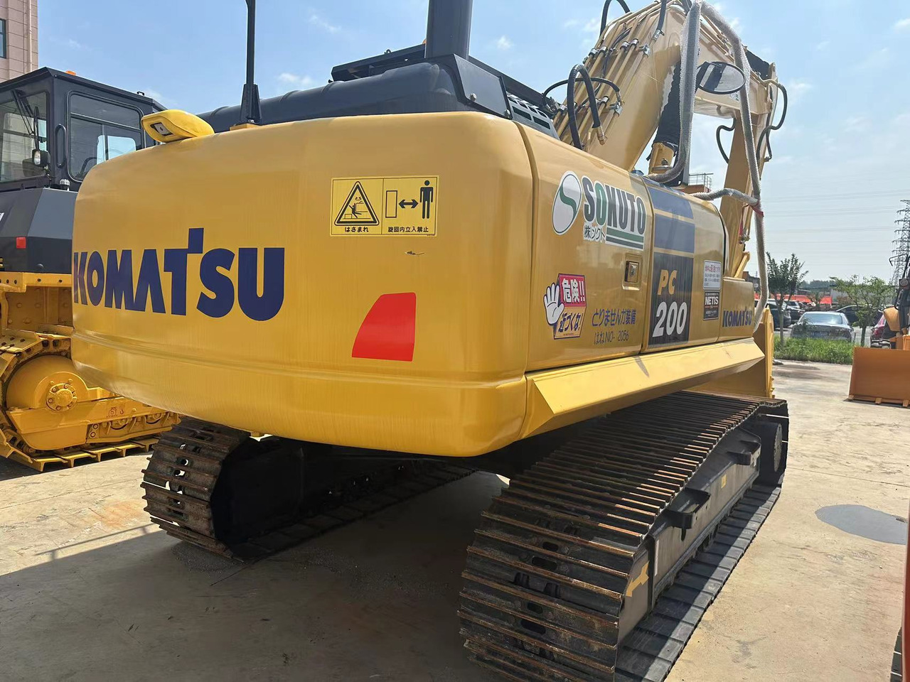 KOMATSU PC200-8N1 - Crawler excavator: picture 4 KOMATSU PC200-8N1 - Crawler excavator: picture 4