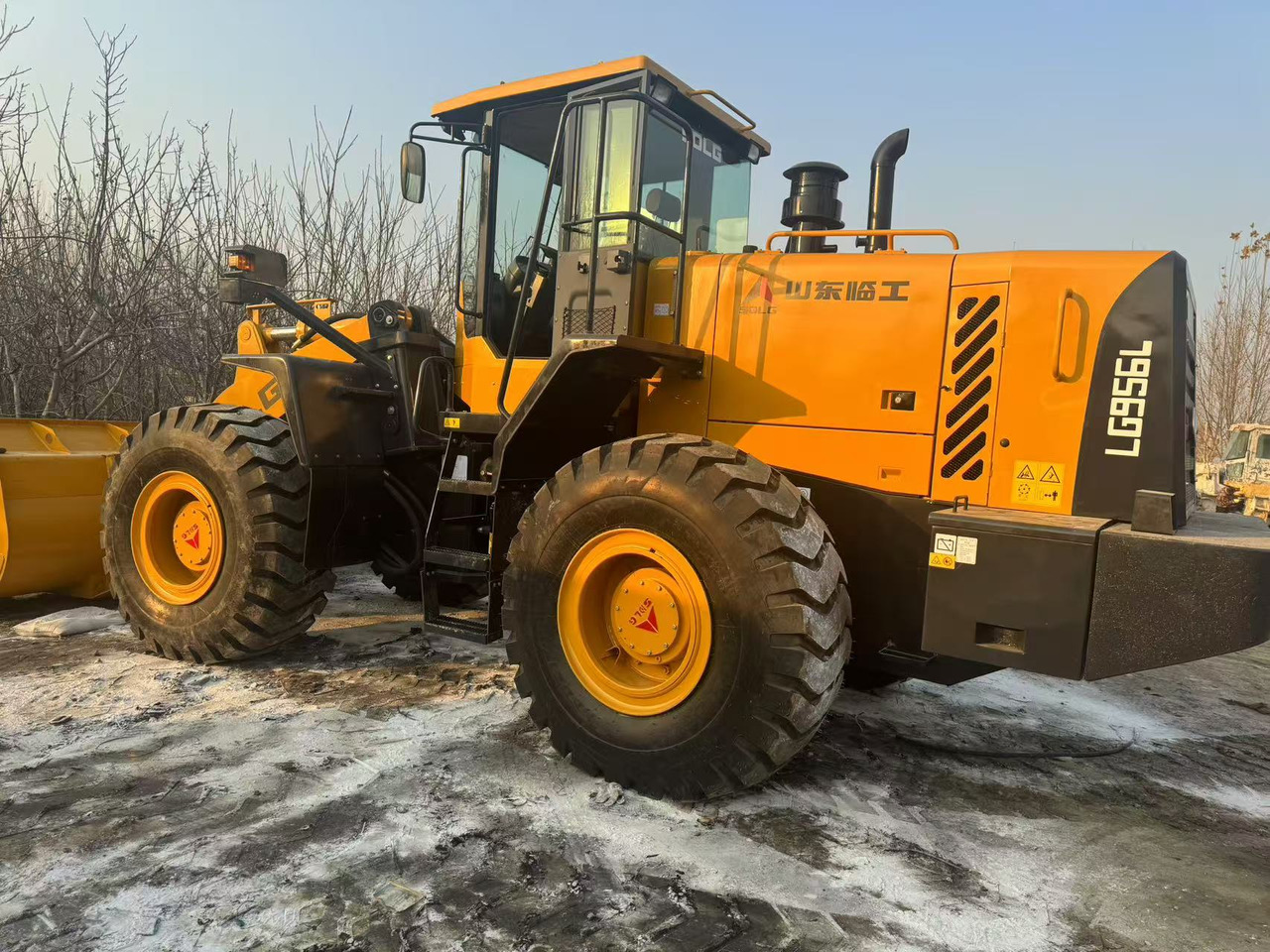 SDLG LG956L - Wheel loader: picture 3 SDLG LG956L - Wheel loader: picture 3