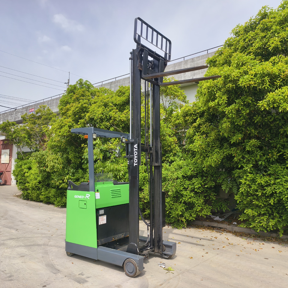 TOYOTA 7FBR15 - Electric forklift: picture 4 TOYOTA 7FBR15 - Electric forklift: picture 4