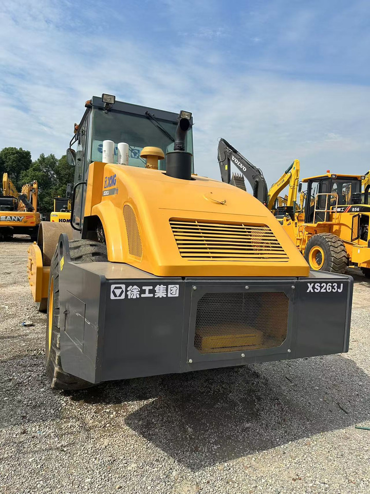 XCMG XS263J - Road roller: picture 4 XCMG XS263J - Road roller: picture 4