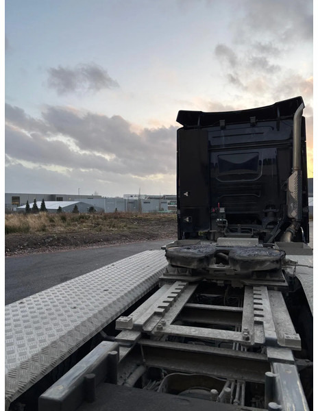 Scania 660ST V8 NGS R660 - Tractor unit: picture 5 Scania 660ST V8 NGS R660 - Tractor unit: picture 5