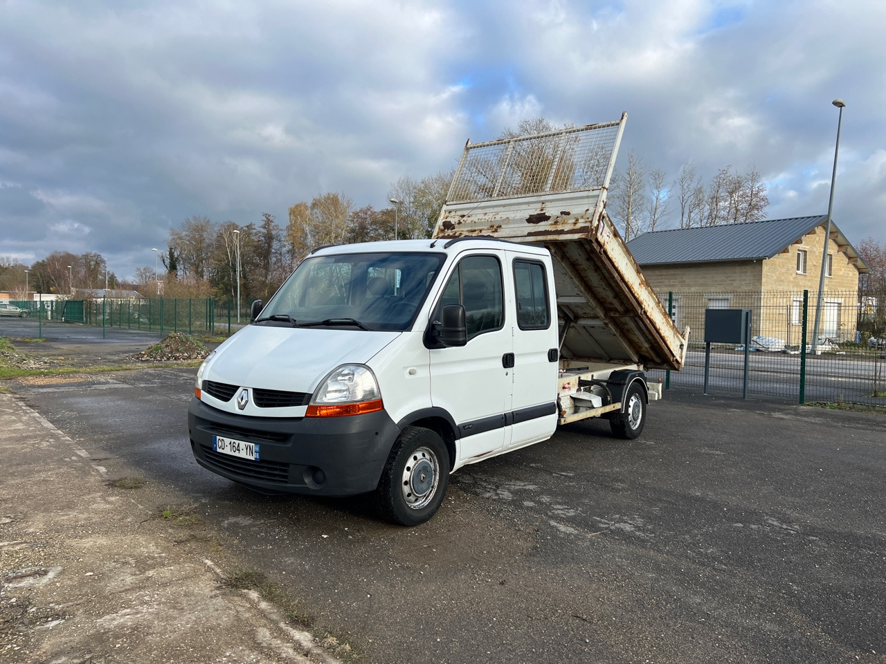 RENAULT Master Benne Double cabine DCi 120 7 Places - Tipper van: picture 1 RENAULT Master Benne Double cabine DCi 120 7 Places - Tipper van: picture 1