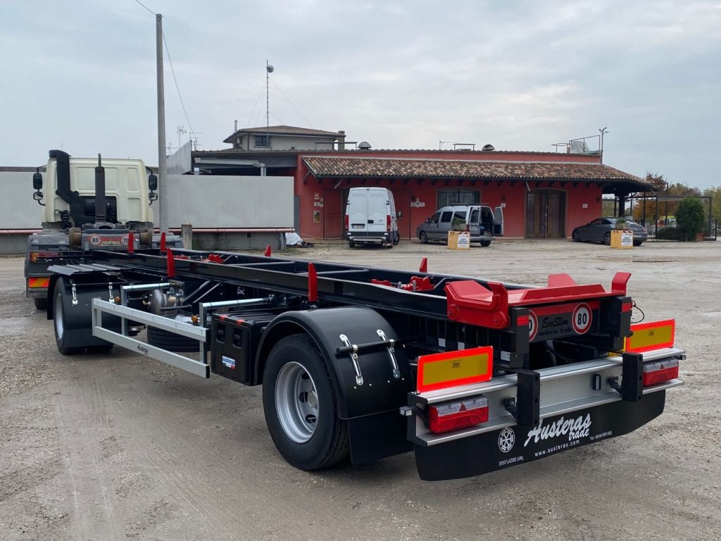 AUSTERAS RIMORCHIO NUOVO AUSTERAS SCARRABILE PNEUMATICO - Roll-off/ Skip trailer: picture 4 AUSTERAS RIMORCHIO NUOVO AUSTERAS SCARRABILE PNEUMATICO - Roll-off/ Skip trailer: picture 4
