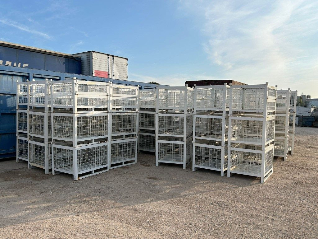 CESTA USATA SEMINUOVA IN FERRO - Garage equipment: picture 1 CESTA USATA SEMINUOVA IN FERRO - Garage equipment: picture 1