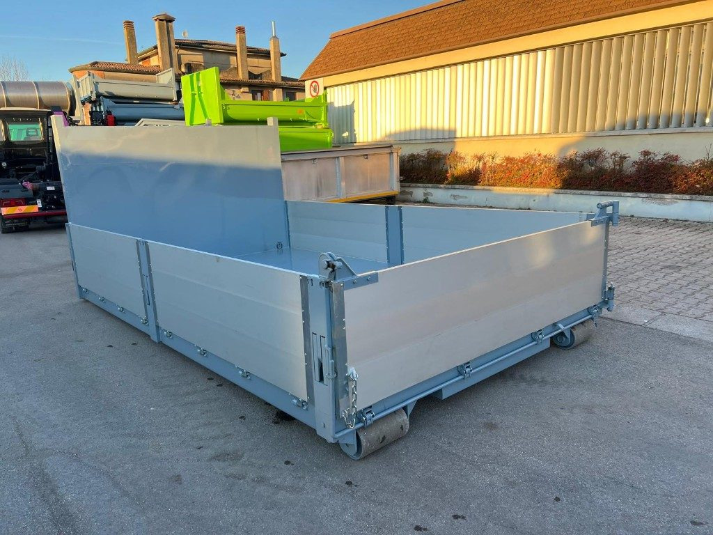CONTAINER SCARRABILE NUOVO A PIANALE CON SPONDE - Roll-off container: picture 4 CONTAINER SCARRABILE NUOVO A PIANALE CON SPONDE - Roll-off container: picture 4