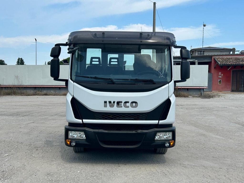 IVECO 120EL22 CON SCARRABILE NUOVO - Hook lift truck: picture 2 IVECO 120EL22 CON SCARRABILE NUOVO - Hook lift truck: picture 2