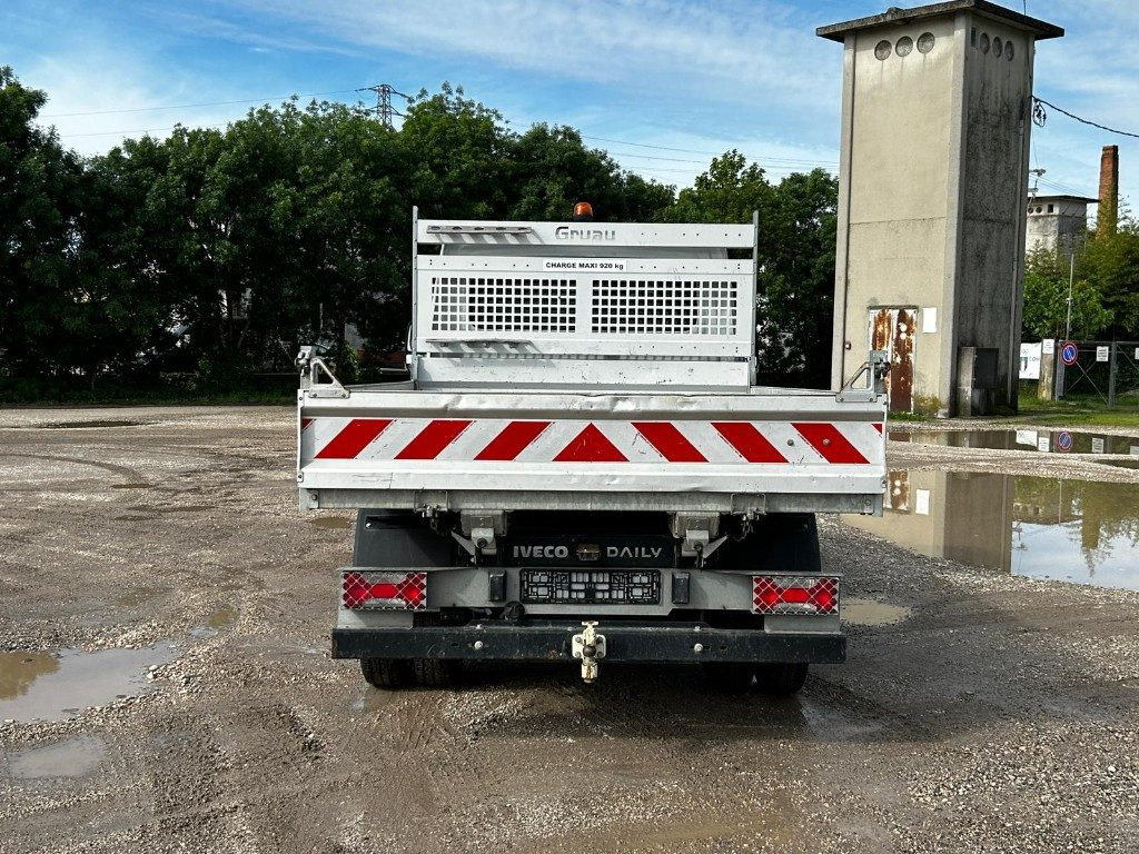 IVECO DAILY 35.140 RIBALTABILE - Tipper van: picture 4 IVECO DAILY 35.140 RIBALTABILE - Tipper van: picture 4