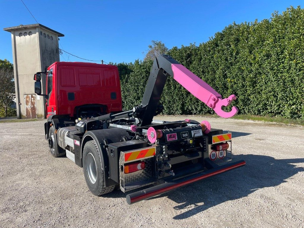 IVECO EUROCARGO 160E SCARRABILE - Hook lift truck: picture 4 IVECO EUROCARGO 160E SCARRABILE - Hook lift truck: picture 4