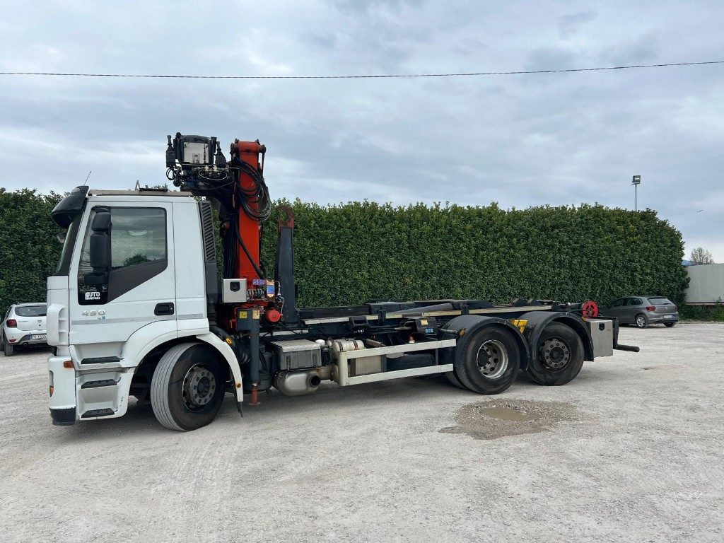 IVECO STRALIS 260E45 SCARRABILE - Hook lift truck: picture 2 IVECO STRALIS 260E45 SCARRABILE - Hook lift truck: picture 2