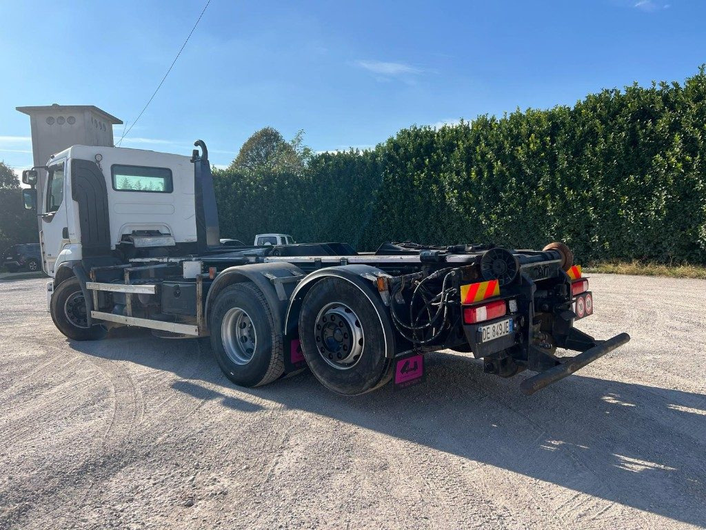 RENAULT PREMIUM 450 SCARRABILE FULL PNEUMATICO - Hook lift truck: picture 5 RENAULT PREMIUM 450 SCARRABILE FULL PNEUMATICO - Hook lift truck: picture 5