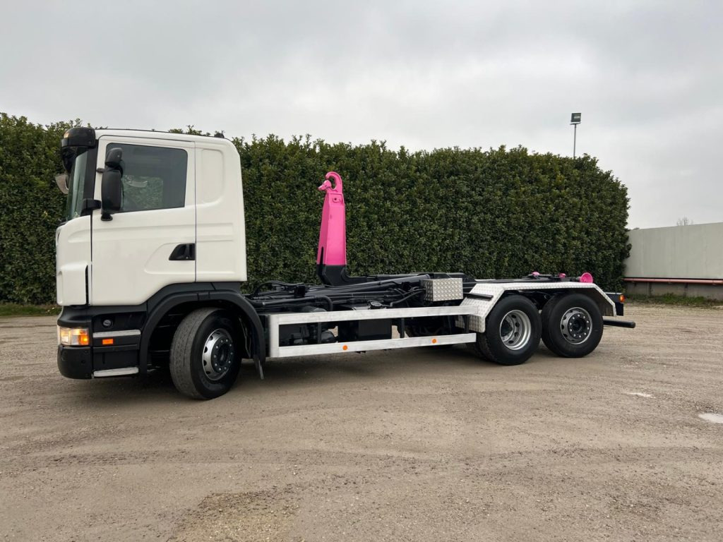 SCANIA R380 SCARRABILE - Hook lift truck: picture 2 SCANIA R380 SCARRABILE - Hook lift truck: picture 2