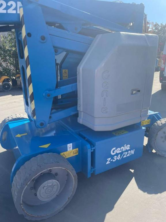 Genie Z34/22N - Articulated boom: picture 5 Genie Z34/22N - Articulated boom: picture 5