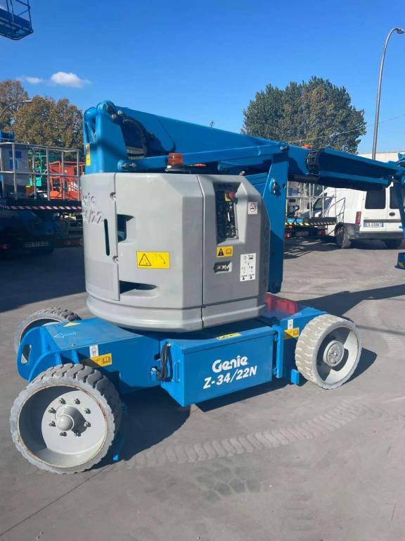 Genie Z34/22N - Articulated boom: picture 2 Genie Z34/22N - Articulated boom: picture 2
