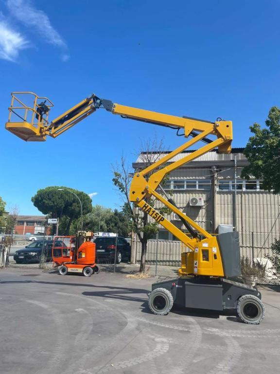 Haulotte HA15IP - Articulated boom: picture 1 Haulotte HA15IP - Articulated boom: picture 1