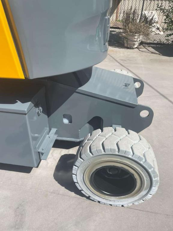 Haulotte HA15IP - Articulated boom: picture 5 Haulotte HA15IP - Articulated boom: picture 5