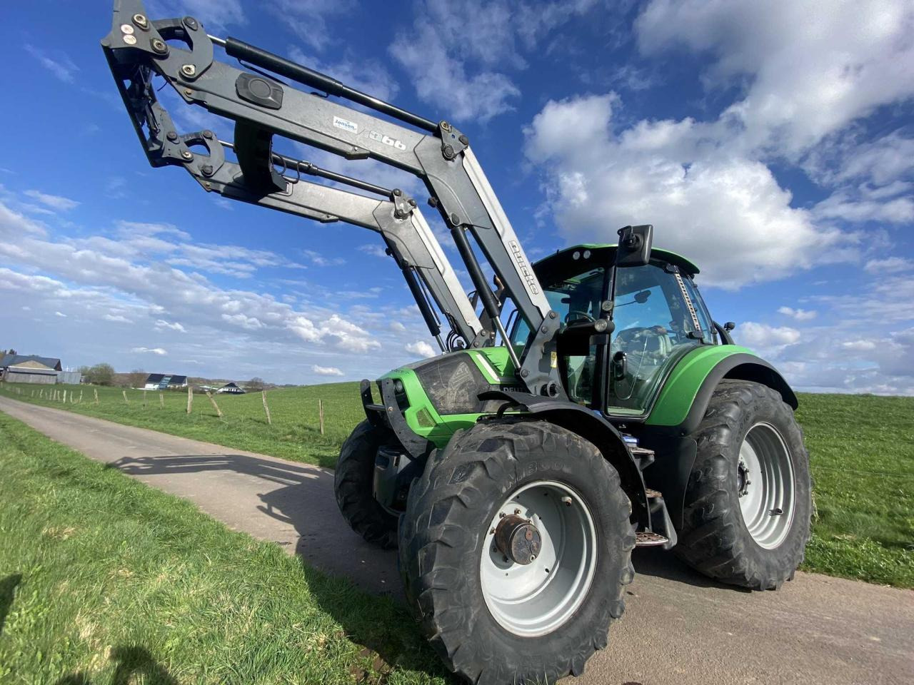 Deutz-Fahr 6150.4 Agrotron TTV - Farm tractor: picture 3 Deutz-Fahr 6150.4 Agrotron TTV - Farm tractor: picture 3