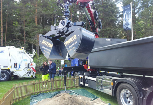 IntermercatoKahmarit - Clamshell bucket: picture 2 IntermercatoKahmarit - Clamshell bucket: picture 2