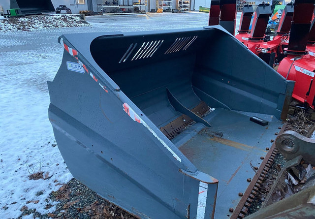 Siljum MekanPolannekauha 3,8m3 - Loader bucket: picture 2 Siljum MekanPolannekauha 3,8m3 - Loader bucket: picture 2