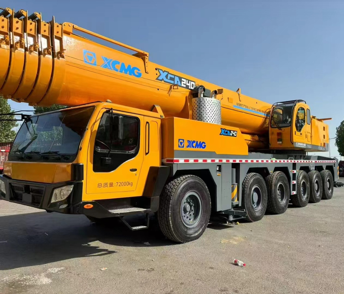XCMG QAY300 QAY260 QAY240 XCT240 XCA240 240ton 250ton 260ton 200ton 220ton crane - Mobile crane: picture 4 XCMG QAY300 QAY260 QAY240 XCT240 XCA240 240ton 250ton 260ton 200ton 220ton crane - Mobile crane: picture 4