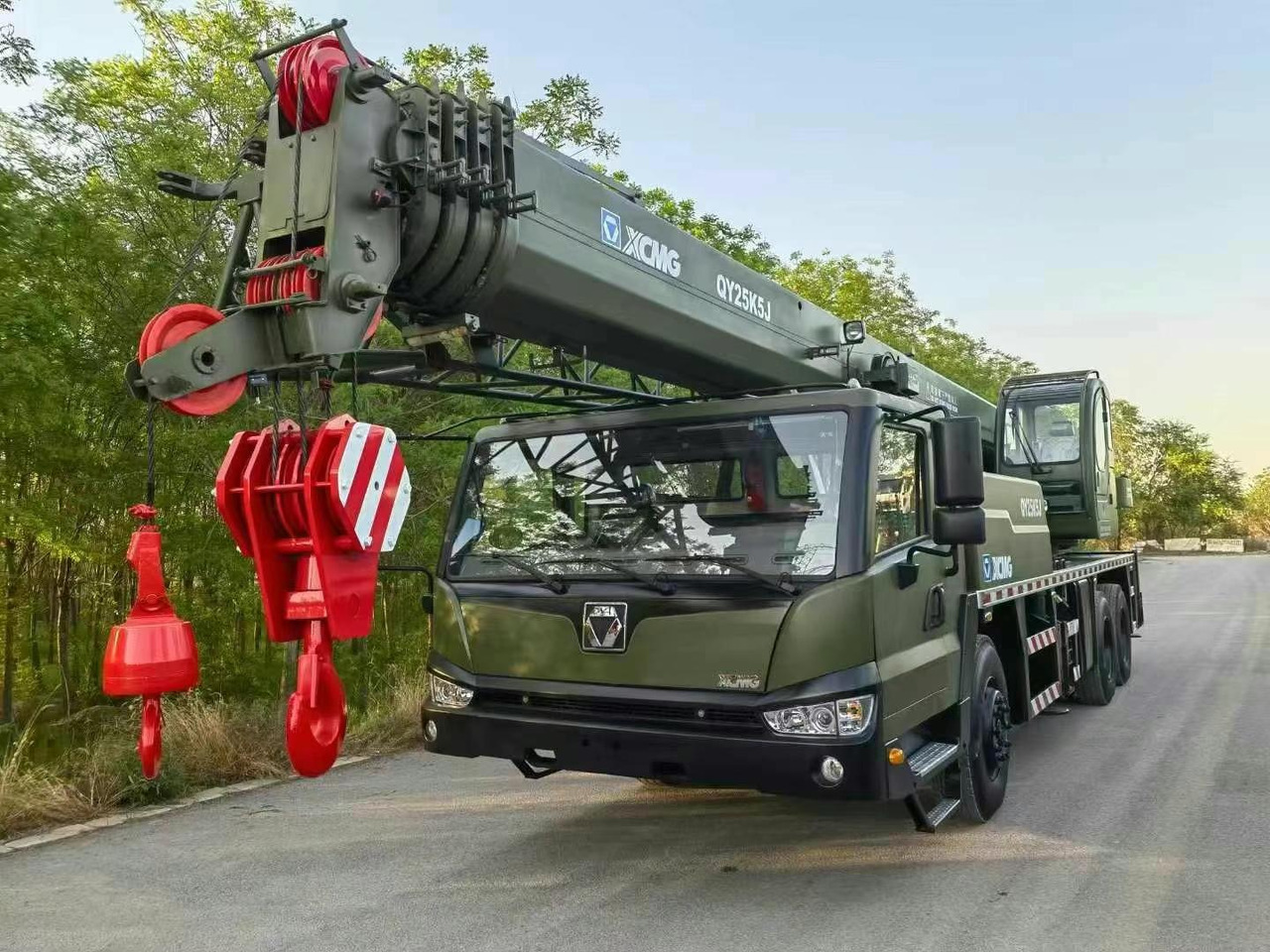 XCMG QY25K5-1 25 ton truck crane - Mobile crane: picture 1 XCMG QY25K5-1 25 ton truck crane - Mobile crane: picture 1