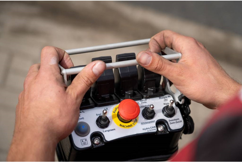 New Self-erecting tower crane Giraffe 900.30-GC2: picture 8