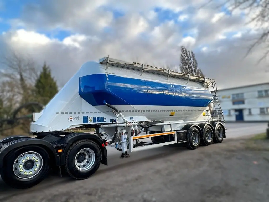Feldbinder Powder Tanker - Silo semi-trailer: picture 1 Feldbinder Powder Tanker - Silo semi-trailer: picture 1