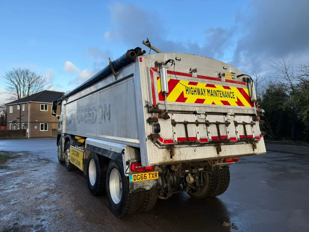 MAN TGS 32.400 Tipper 8x4 - RHD - Tipper: picture 4 MAN TGS 32.400 Tipper 8x4 - RHD - Tipper: picture 4