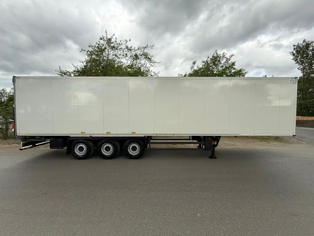 Schmitz Cargobull - Fridge Trailer - Refrigerator semi-trailer: picture 2 Schmitz Cargobull - Fridge Trailer - Refrigerator semi-trailer: picture 2