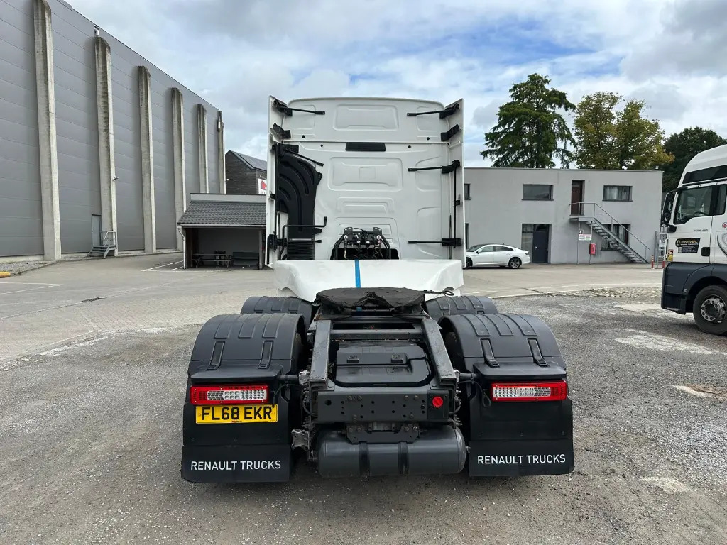 Renault T 460 (EKR) - Tractor unit: picture 5 Renault T 460 (EKR) - Tractor unit: picture 5