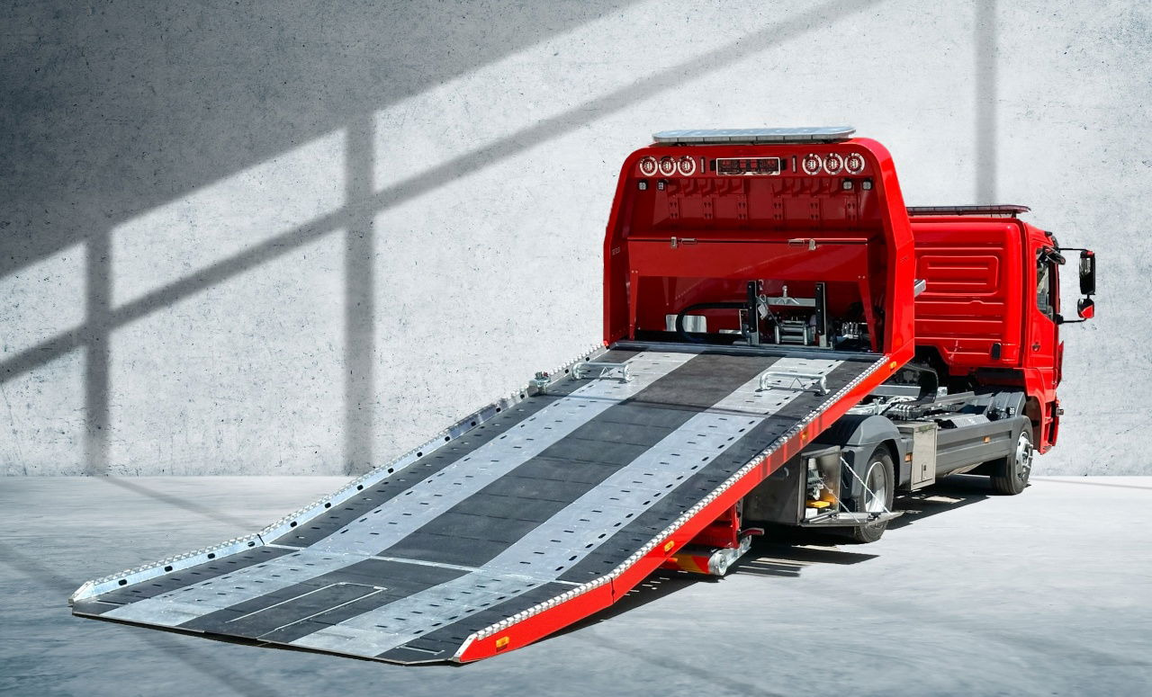 Mercedes-Benz Arocs NEW T-REX Mercedes Arocs silver - Tow truck: picture 3 Mercedes-Benz Arocs NEW T-REX Mercedes Arocs silver - Tow truck: picture 3