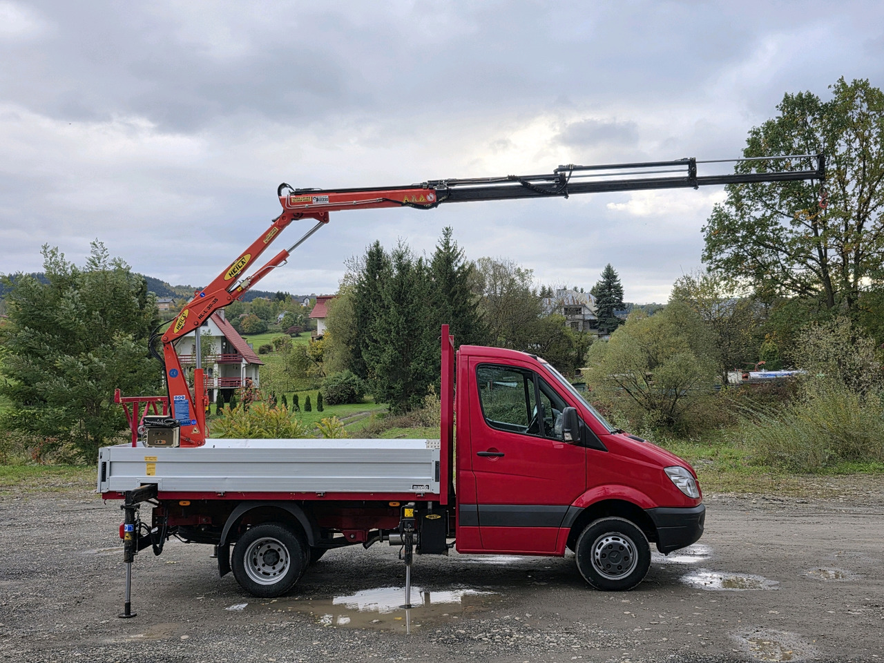 Mercedes-Benz Sprinter 418 CDI Skrzynia +HDS 10.5 M +Pilot ! 87000km ! - Open body delivery van: picture 3 Mercedes-Benz Sprinter 418 CDI Skrzynia +HDS 10.5 M +Pilot ! 87000km ! - Open body delivery van: picture 3