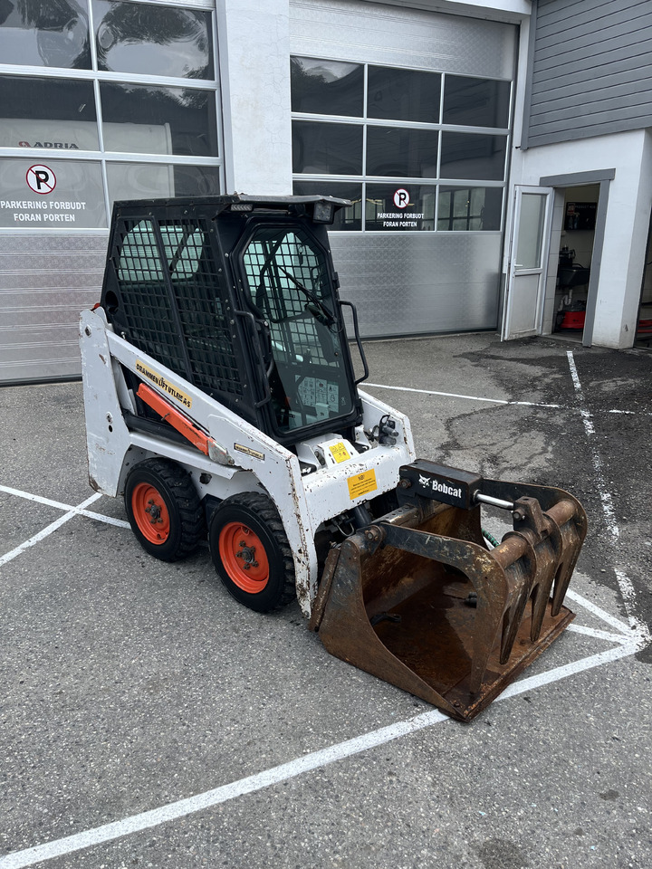 BOBCAT S70 - Compact track loader: picture 1 BOBCAT S70 - Compact track loader: picture 1