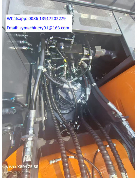 Doosan DX220 - Crawler excavator: picture 3 Doosan DX220 - Crawler excavator: picture 3