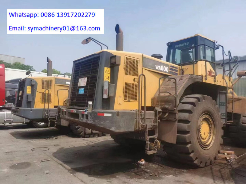 Komatsu WA600-6 - Wheel loader: picture 1 Komatsu WA600-6 - Wheel loader: picture 1