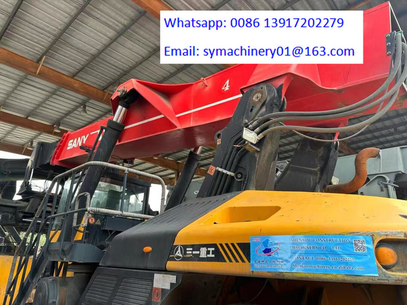 Sany SRSC45C23 - Reach stacker: picture 3 Sany SRSC45C23 - Reach stacker: picture 3