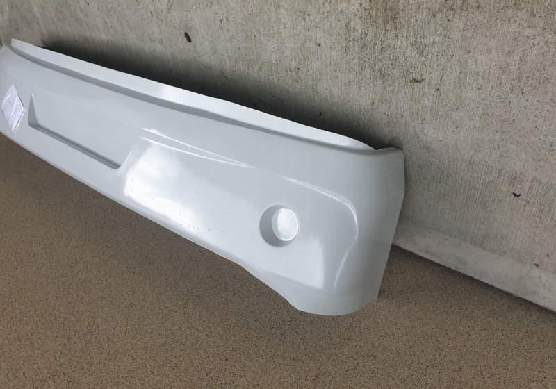 Zderzak tylny do autobusu SCANIA IRIZAR i6 Scania i6 - Bumper for Coach: picture 2 Zderzak tylny do autobusu SCANIA IRIZAR i6 Scania i6 - Bumper for Coach: picture 2