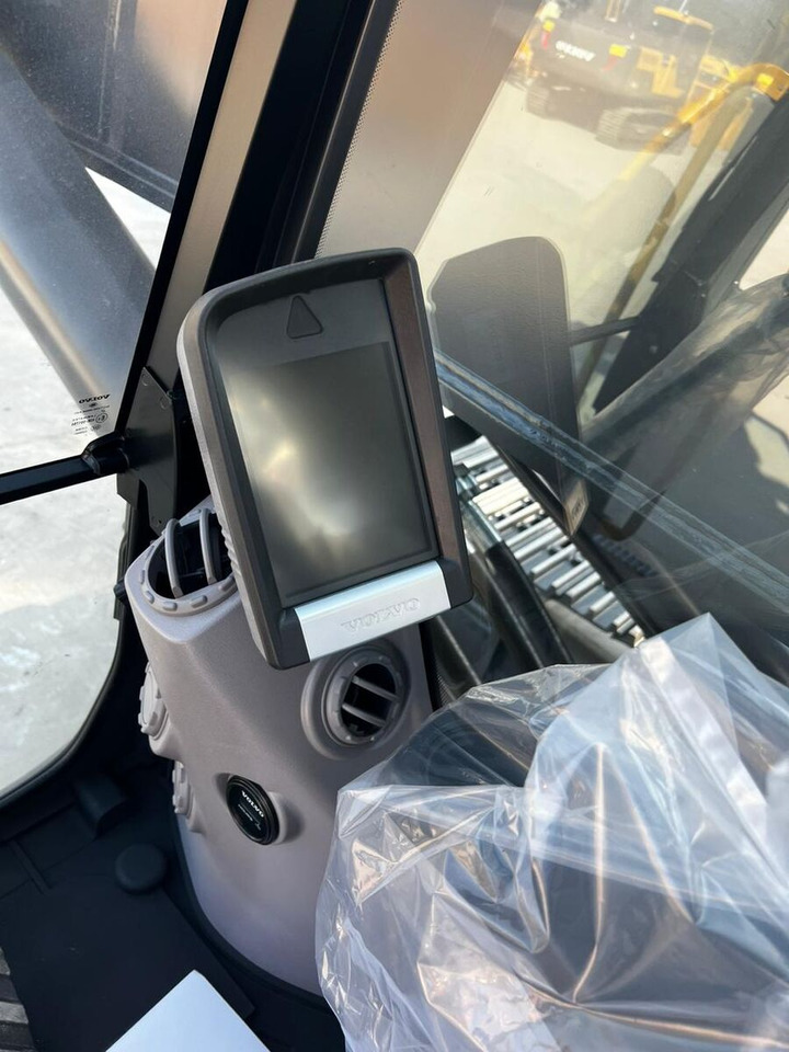 New Volvo EC480DL tracked excavator - Crawler excavator: picture 5 New Volvo EC480DL tracked excavator - Crawler excavator: picture 5