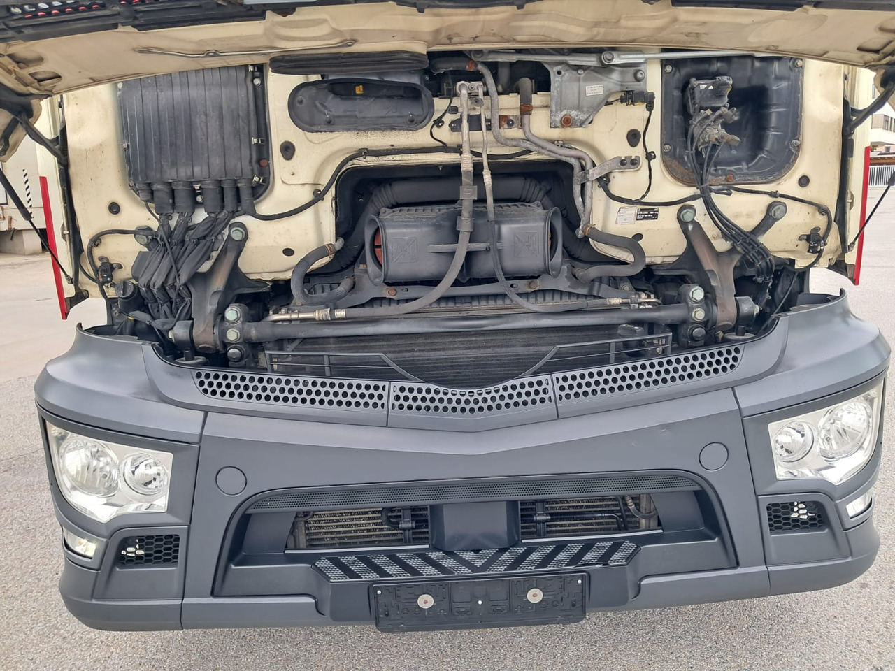 MERCEDES-BENZ Antos 1833 Kühlkoffer LBW | Standheizung | Euro 6 leasing MERCEDES-BENZ Antos 1833 Kühlkoffer LBW | Standheizung | Euro 6: picture 17 MERCEDES-BENZ Antos 1833 Kühlkoffer LBW | Standheizung | Euro 6 leasing MERCEDES-BENZ Antos 1833 Kühlkoffer LBW | Standheizung | Euro 6: picture 17