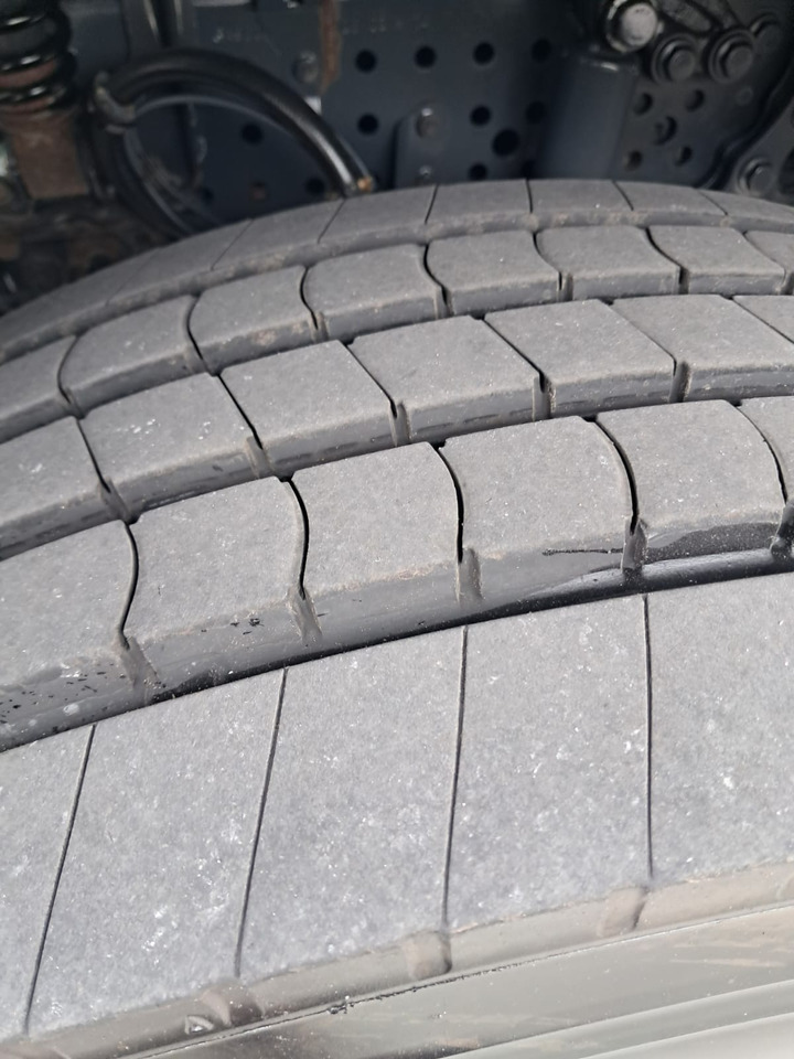 MERCEDES-BENZ Antos 1833 Kühlkoffer LBW | Standheizung | Euro 6 leasing MERCEDES-BENZ Antos 1833 Kühlkoffer LBW | Standheizung | Euro 6: picture 45 MERCEDES-BENZ Antos 1833 Kühlkoffer LBW | Standheizung | Euro 6 leasing MERCEDES-BENZ Antos 1833 Kühlkoffer LBW | Standheizung | Euro 6: picture 45