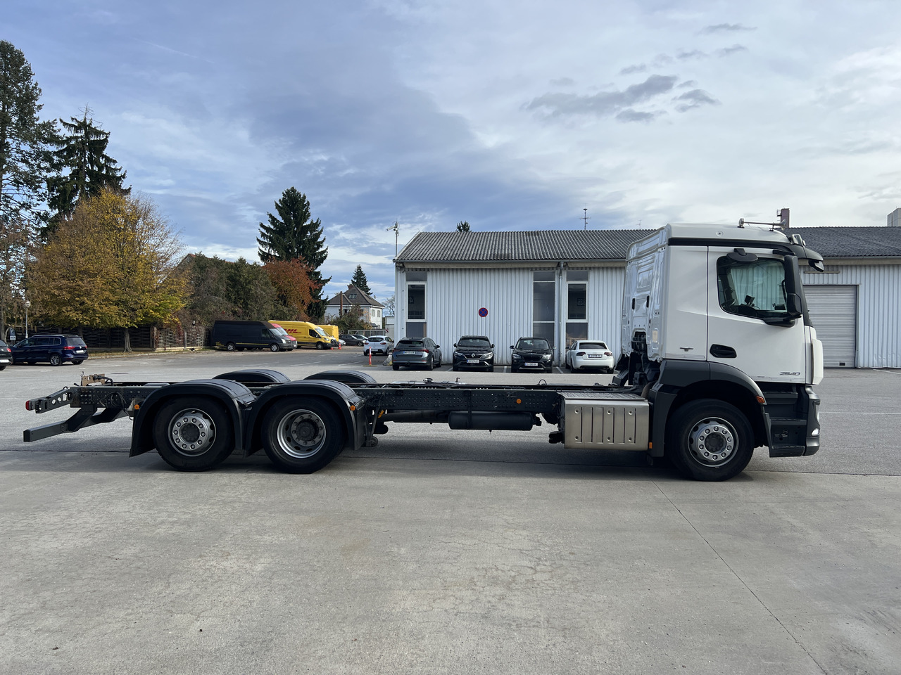 MERCEDES-BENZ Antos 25 40 | Standheizung | Klima | Liftachse - Cab chassis truck: picture 5 MERCEDES-BENZ Antos 25 40 | Standheizung | Klima | Liftachse - Cab chassis truck: picture 5