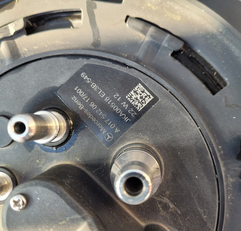 CZUJNIK SMOK AD BLUE MERCEDES ACTROS MP4 MP5 A0175420617 NOWY ORYGINAŁ - Sensor for Truck: picture 2 CZUJNIK SMOK AD BLUE MERCEDES ACTROS MP4 MP5 A0175420617 NOWY ORYGINAŁ - Sensor for Truck: picture 2