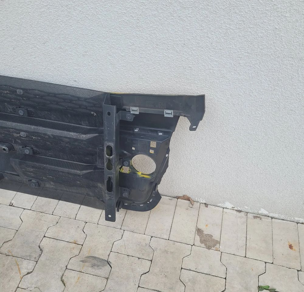 Grill for Truck GRILL DAF XG ORYGINAŁ USZKODZONA 2311439 CHWALIM116: picture 6 Grill for Truck GRILL DAF XG ORYGINAŁ USZKODZONA 2311439 CHWALIM116: picture 6