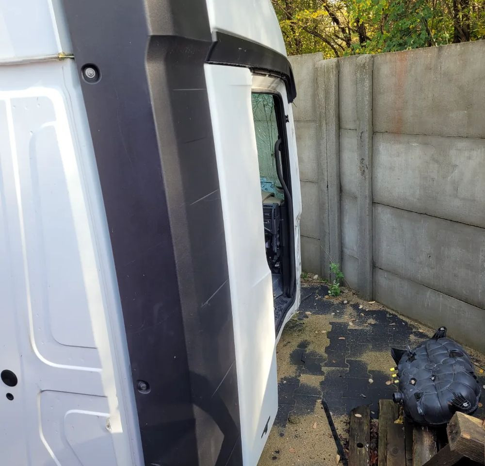 KABINA MERCEDES ACTROS MP4 STERM BDF - Cab for Truck: picture 3 KABINA MERCEDES ACTROS MP4 STERM BDF - Cab for Truck: picture 3