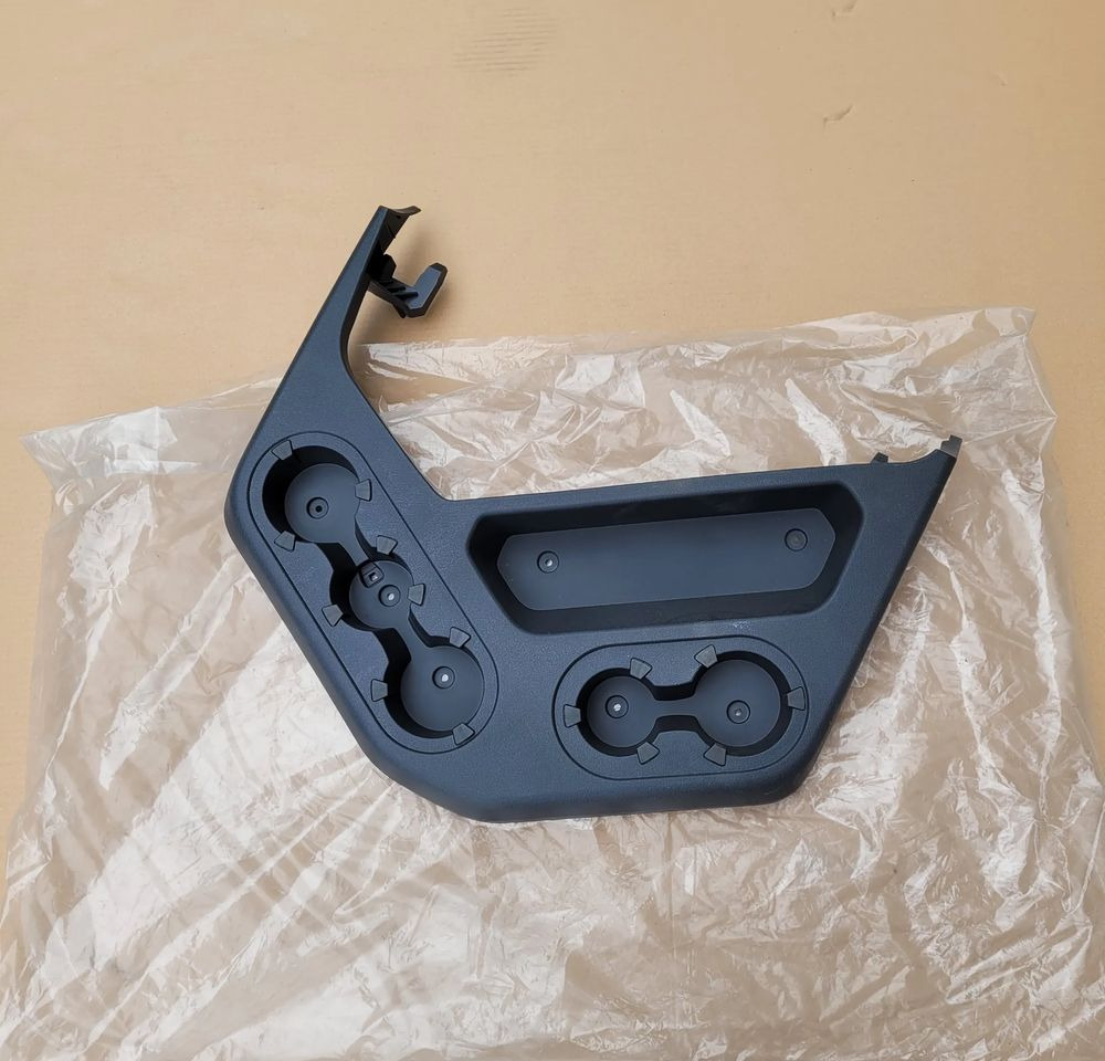 KONSOLA SCHOWRK MERCEDES ACTROS MP4 MP5 NOWY ORYGINAŁ A9606806991/001 CHWALIM116 - Dashboard for Truck: picture 1 KONSOLA SCHOWRK MERCEDES ACTROS MP4 MP5 NOWY ORYGINAŁ A9606806991/001 CHWALIM116 - Dashboard for Truck: picture 1